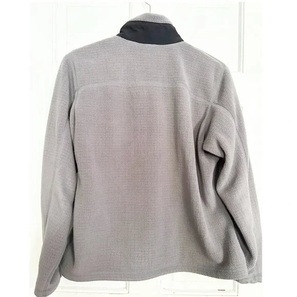 Patagonia W's R3 Radiant Fleece Jacket Sz M